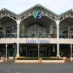 Luxury Oceanview Penthouse Cairns City